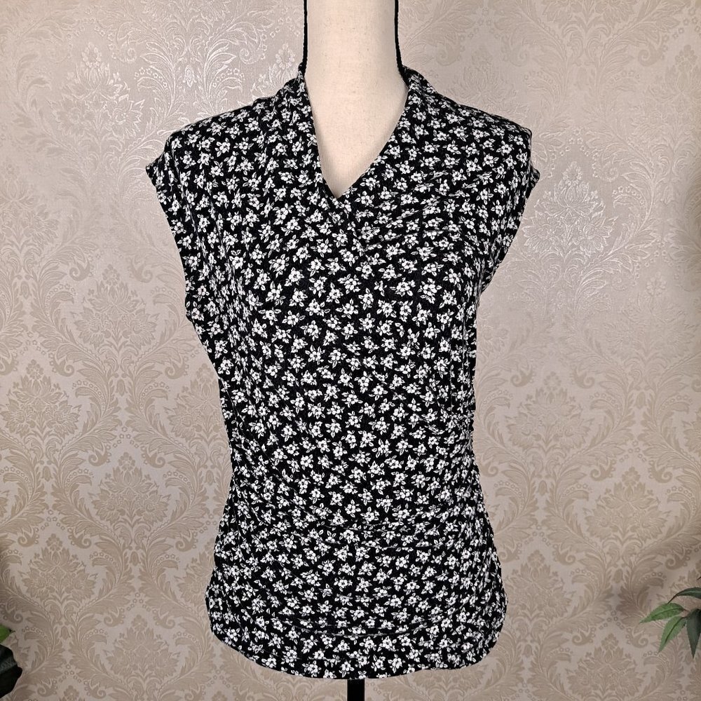 MICHAEL Michael Kors Size Large Black White Faux Wrap Sleeveless Ruched Top EUC